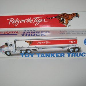 Exxon Rely on the Tiger Toy Tanker Truck Collectors Real Head Tail Light 1993 23
